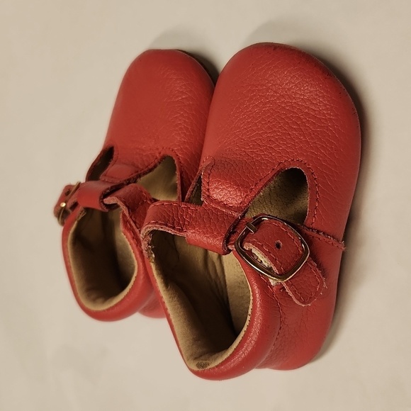 Monkey feet Shoes Girls pink size 6-12 m Spots On Bottom - Picture 1 of 8